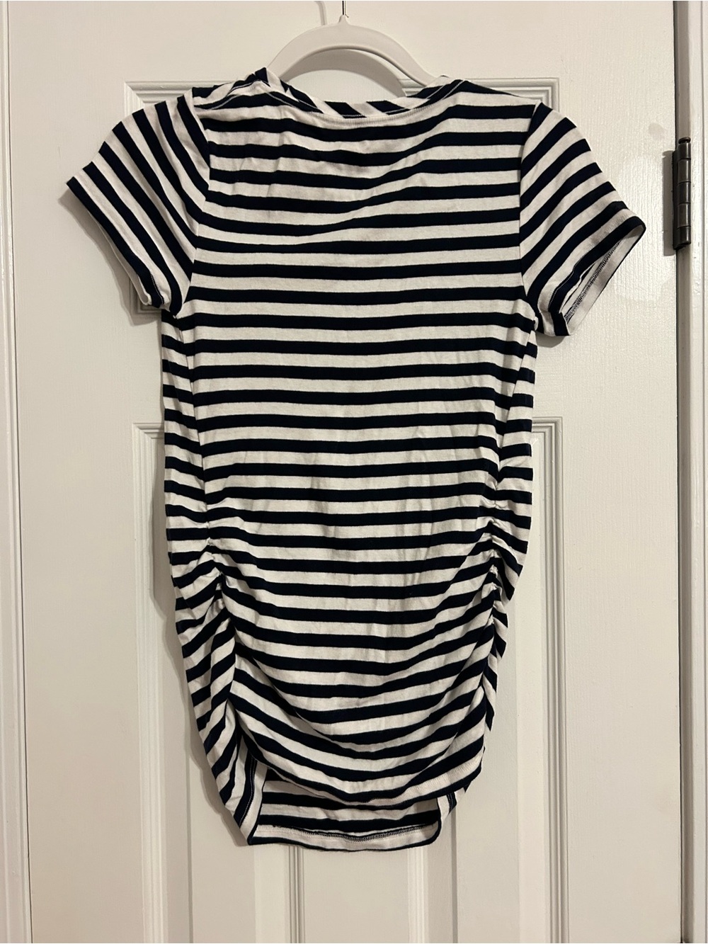 Maternity Shirt Bundle - Picture 4 of 16